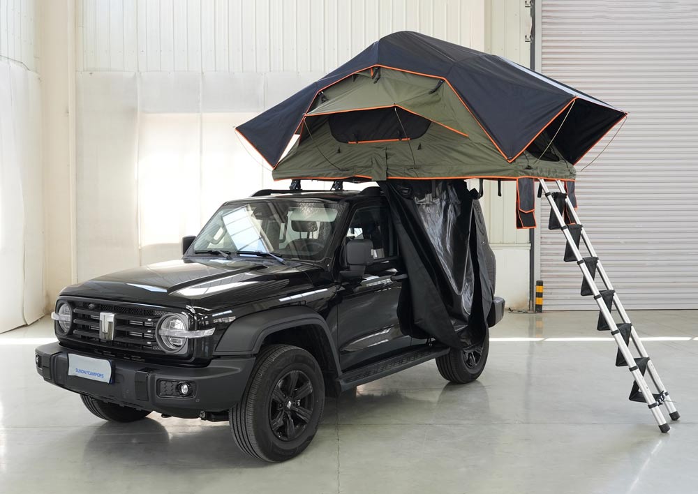 Custom Outdoor Camping 4 Person Top Roof Tent  Car Rooftop Tent Soft Shell Roof Top Tent